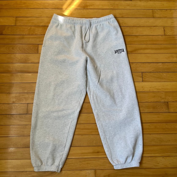 TNA Pants - Aritzia Tna Mega Sweatpant Cozy Fleece Heather Grey Logo Joggers Large L